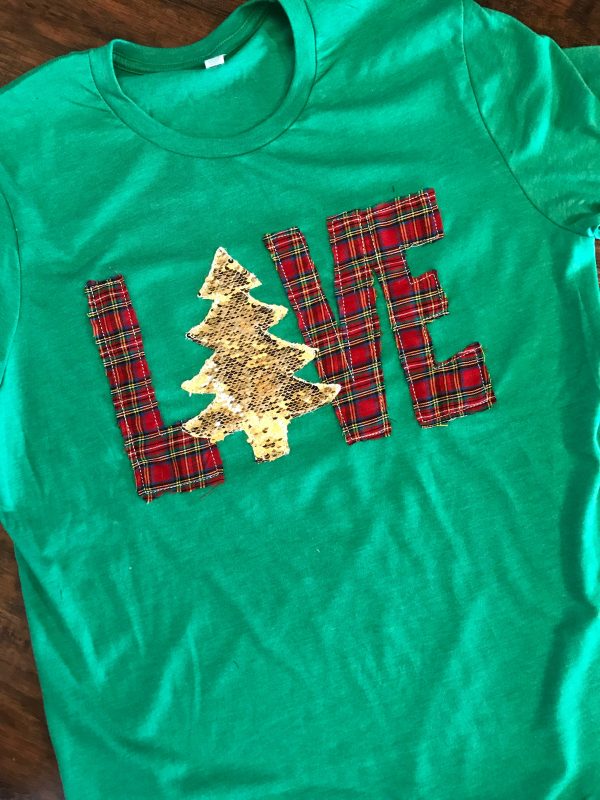 Christmas Love tee, Green with Plaid and Gold tree For Discount